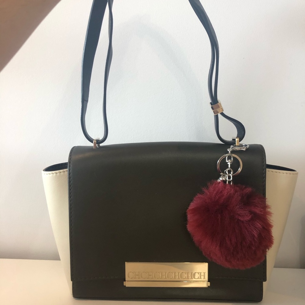 Luxurious and trendy Carolina Herrera handbag